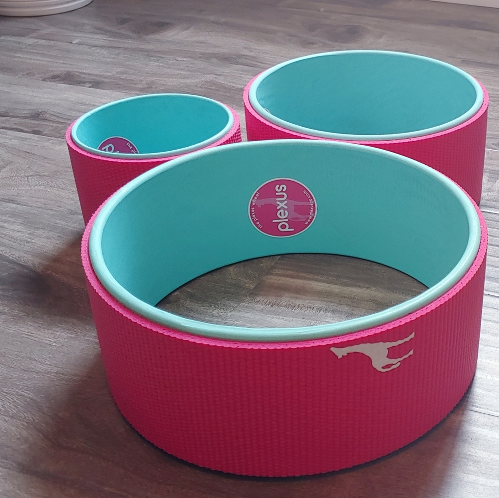 Chirp/plexus yoga wheel